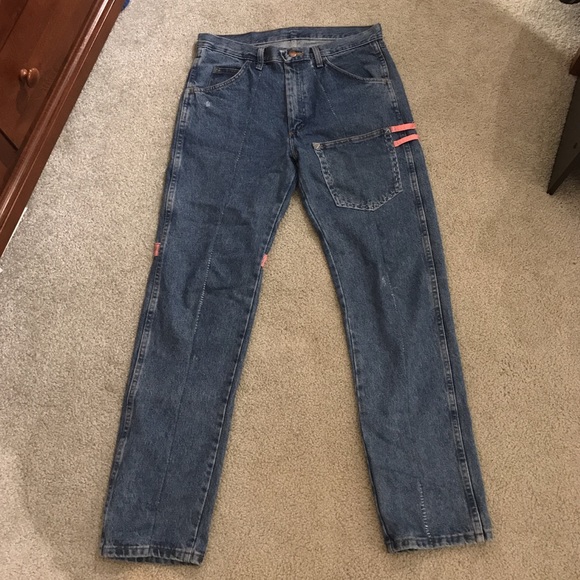 Custom blue/pink jeans - Picture 2 of 3